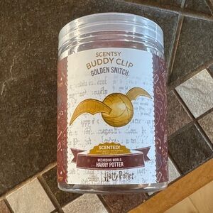 Scentsy Golden Snitch Buddy Clip - Gold and Brown